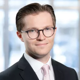 Photo portrait de Mathieu Sierro, consultant chez VZ VermögensZentrum